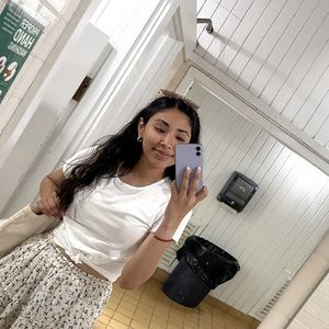 Meet your Posher, Valerie